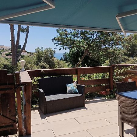 Petite Maison Au Calme - Piscine En Copropriete, Terrasse, Mer, Clim Vallauris Ngoại thất bức ảnh