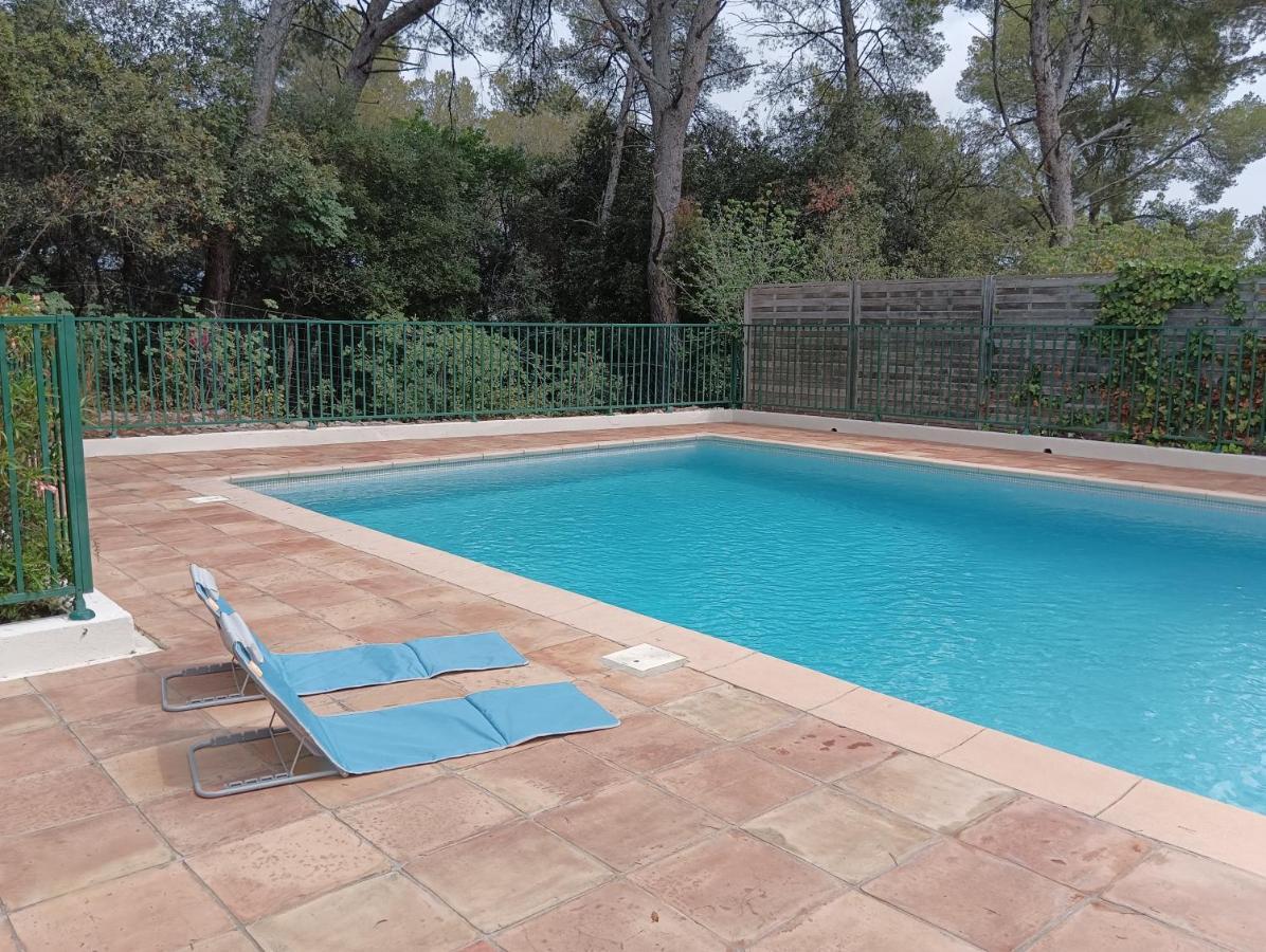 Petite Maison Au Calme - Piscine En Copropriete, Terrasse, Mer, Clim Vallauris Ngoại thất bức ảnh