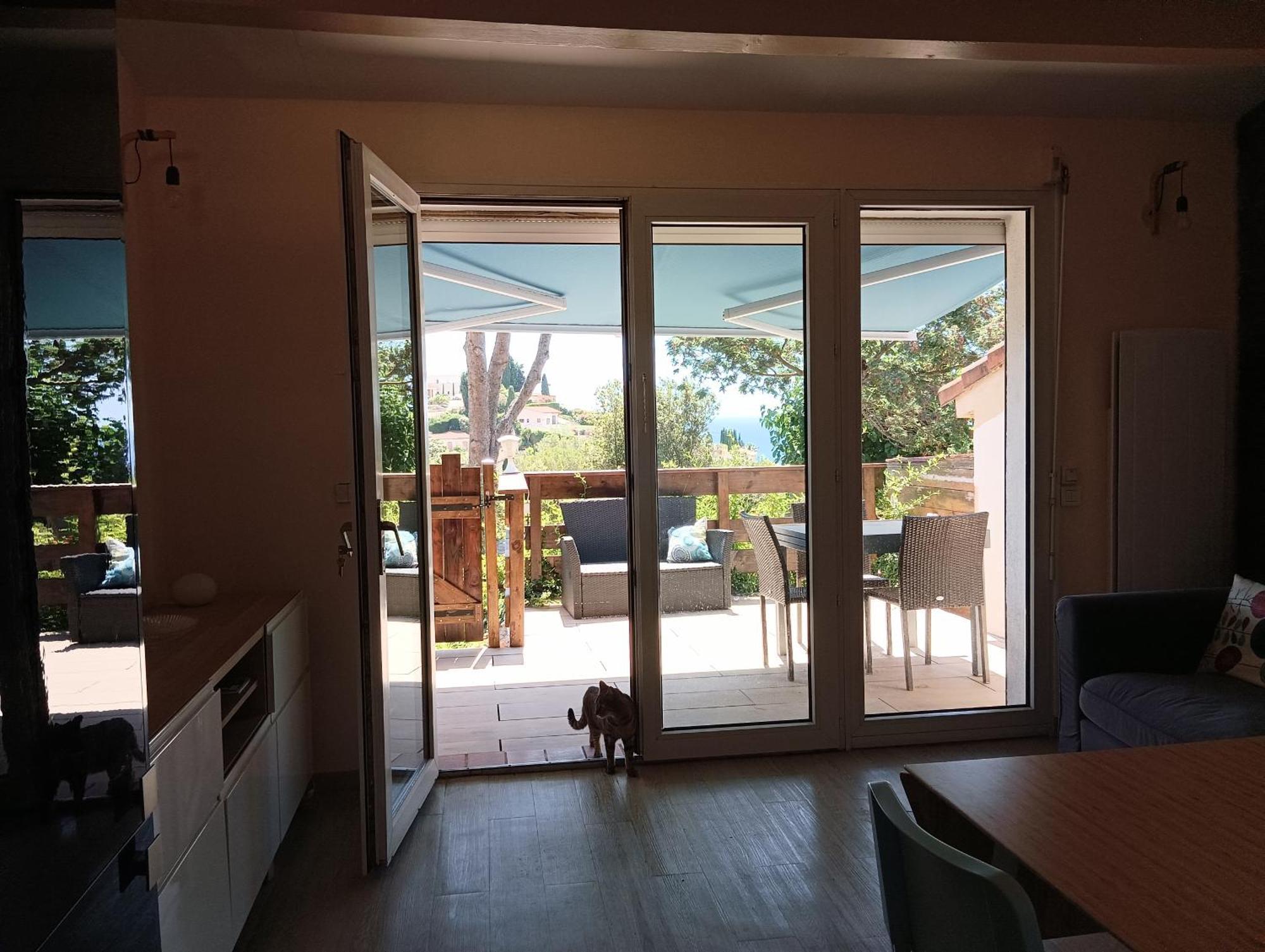 Petite Maison Au Calme - Piscine En Copropriete, Terrasse, Mer, Clim Vallauris Ngoại thất bức ảnh