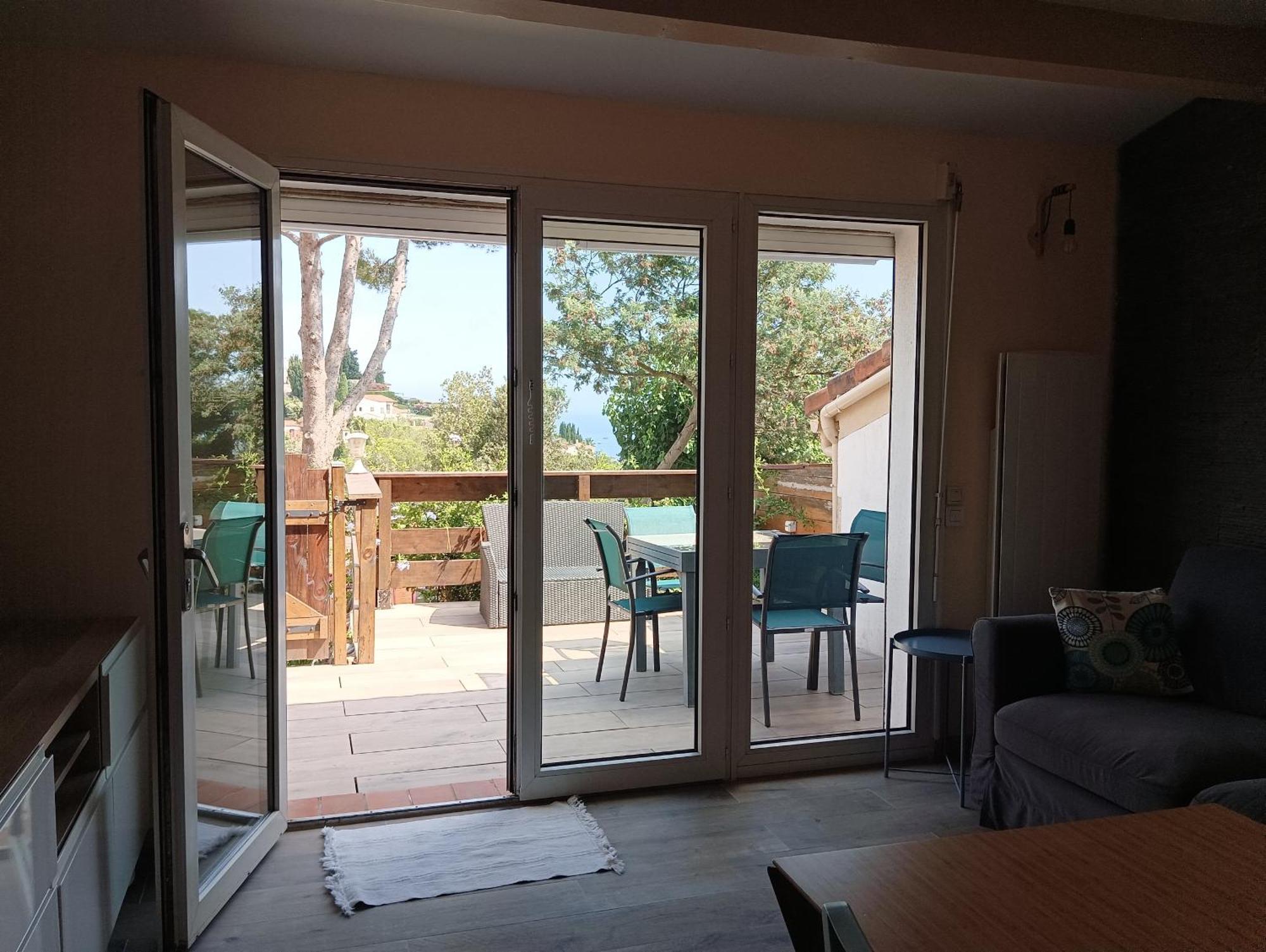 Petite Maison Au Calme - Piscine En Copropriete, Terrasse, Mer, Clim Vallauris Ngoại thất bức ảnh